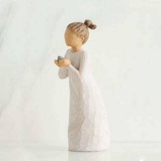 Willow Tree - Nurture Figurine - Protecting that which we love